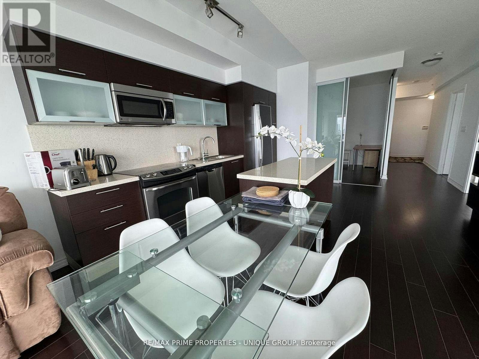 5316 386 2nd Bedroom Yonge Street, Toronto, ON, M5B 0A5 - 2