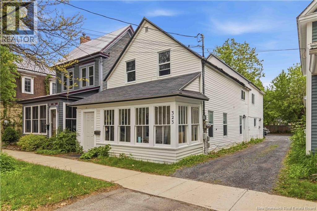 323 Saunders Street, Fredericton, NB, E3B 1T7