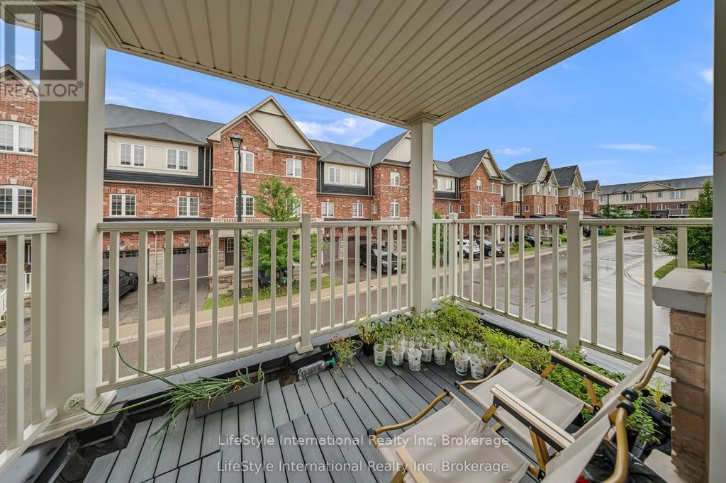 87-88 Decorso Drive, Guelph, ON, N1L 0A9 - 13