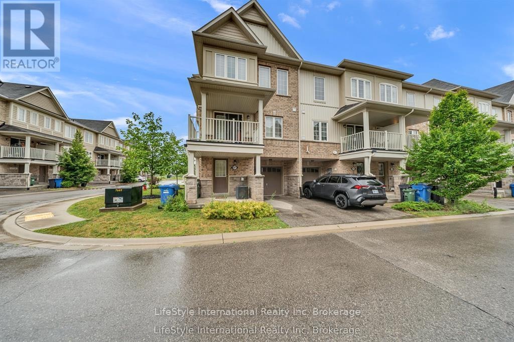 87-88 Decorso Drive, Guelph, ON, N1L 0A9
