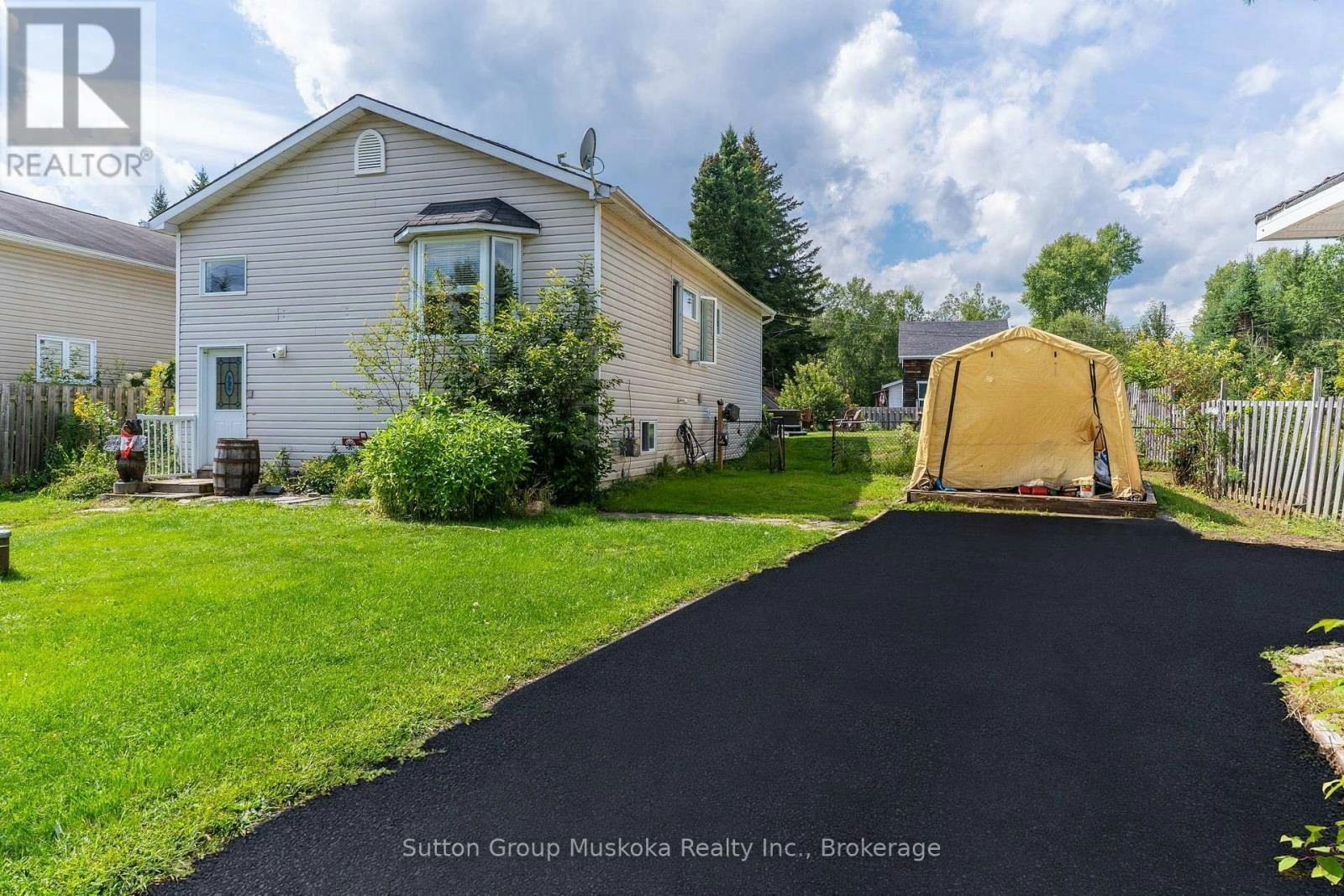 184 Main Street, Perry, ON, P0A 1M0