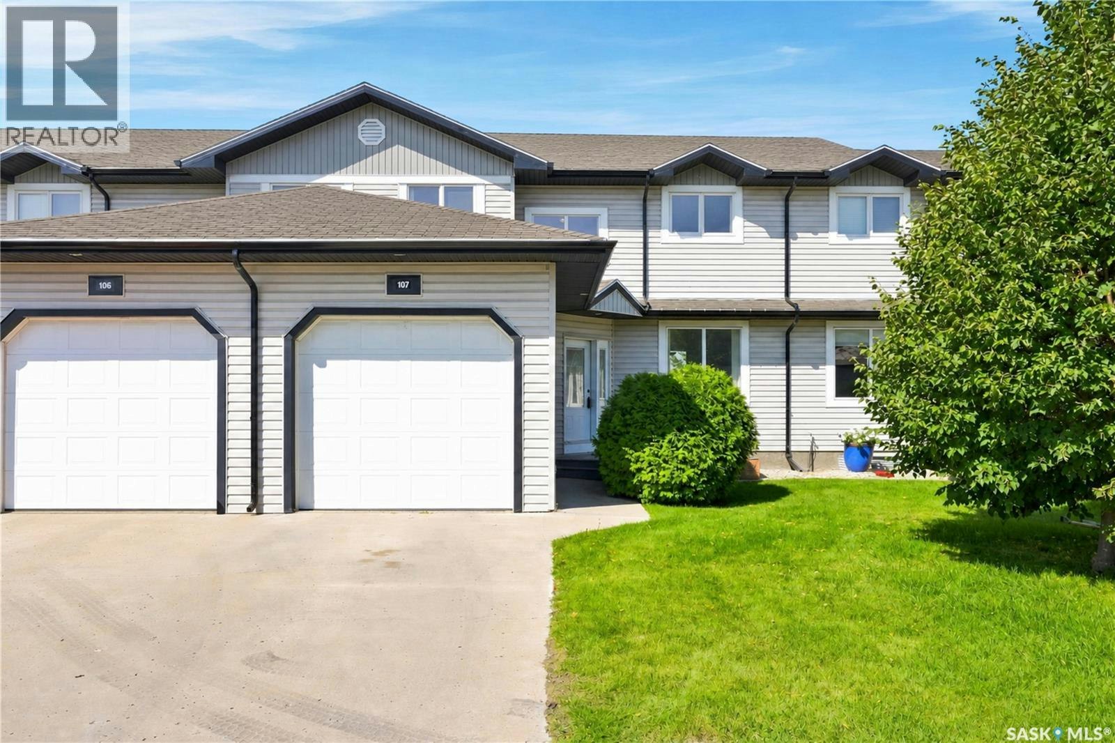 107-119 Hampton Circle, Saskatoon, SK, S7R 0A8