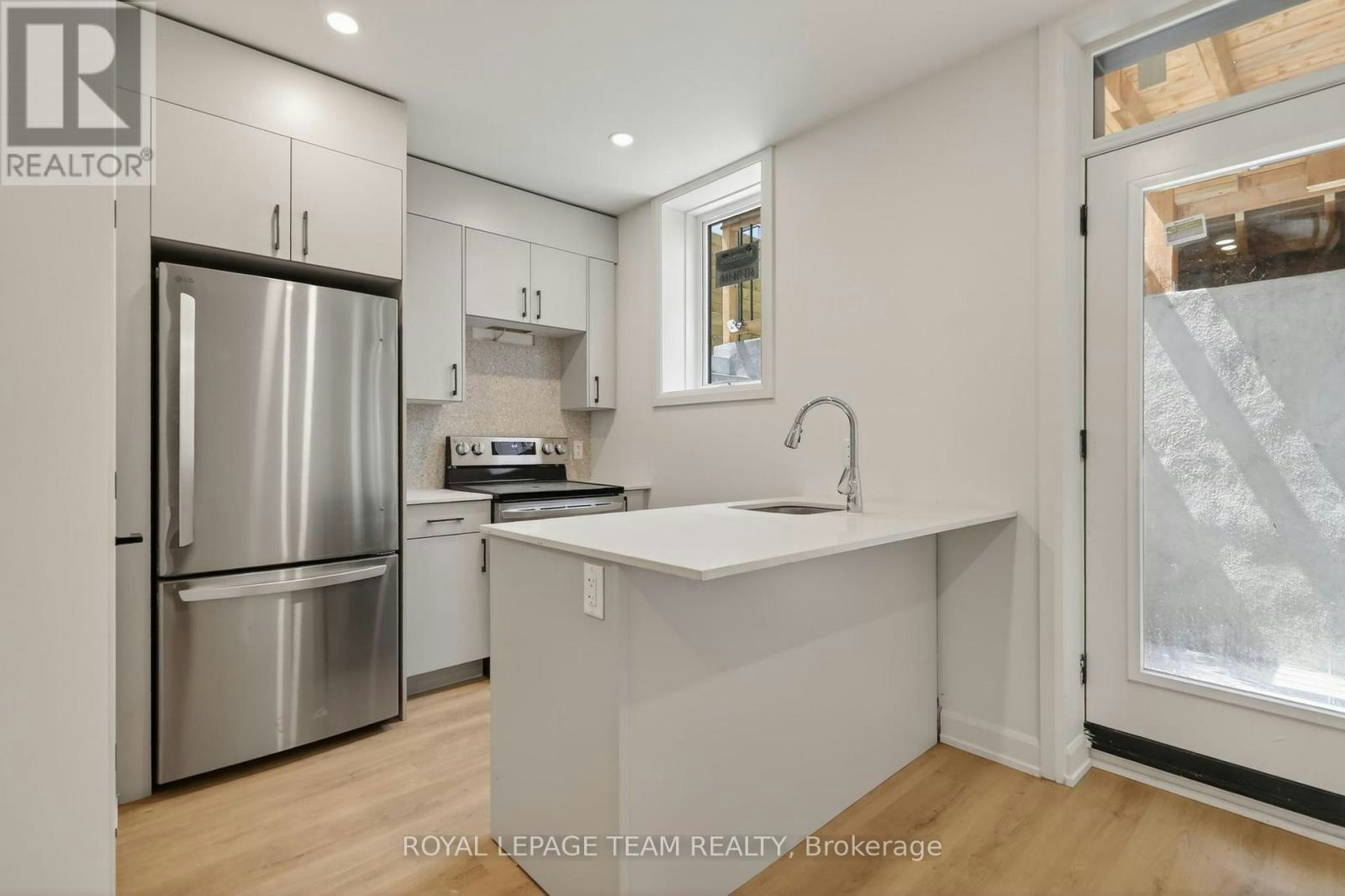 B-608 Tweedsmuir Avenue, Ottawa, ON, K1Z 5P3 - 6