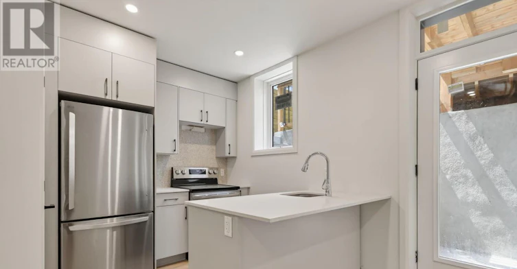 B-608 Tweedsmuir Avenue, Ottawa, ON, K1Z 5P3 - 6
