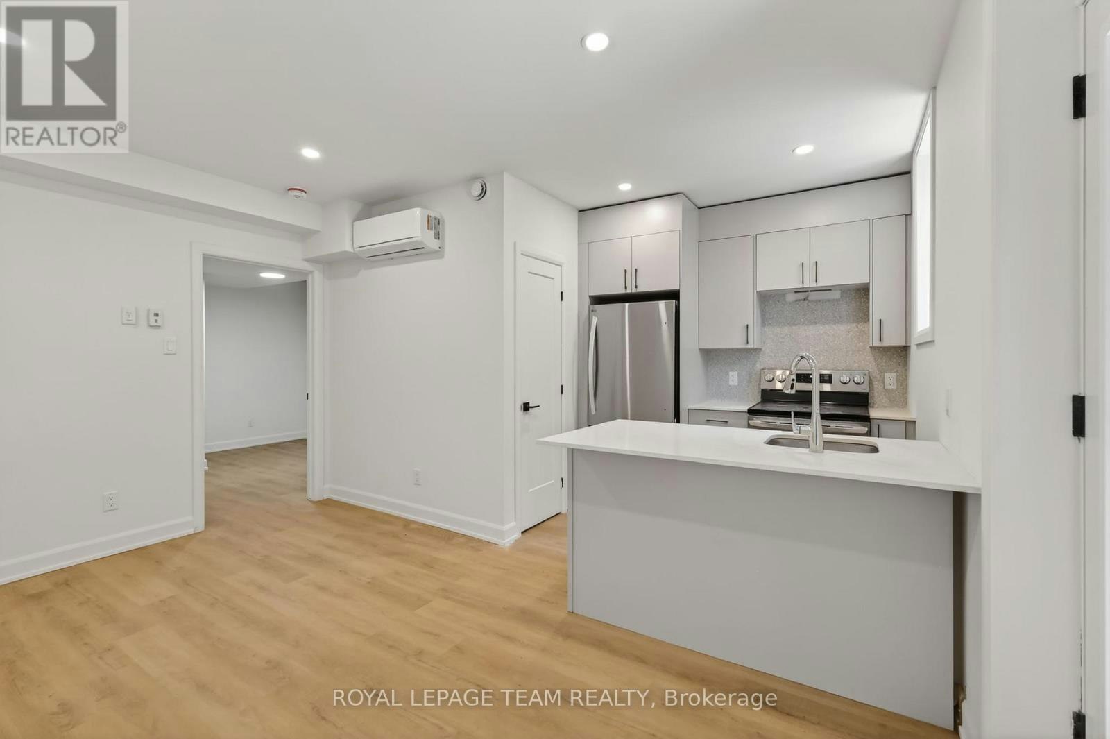 B-608 Tweedsmuir Avenue, Ottawa, ON, K1Z 5P3 - 5