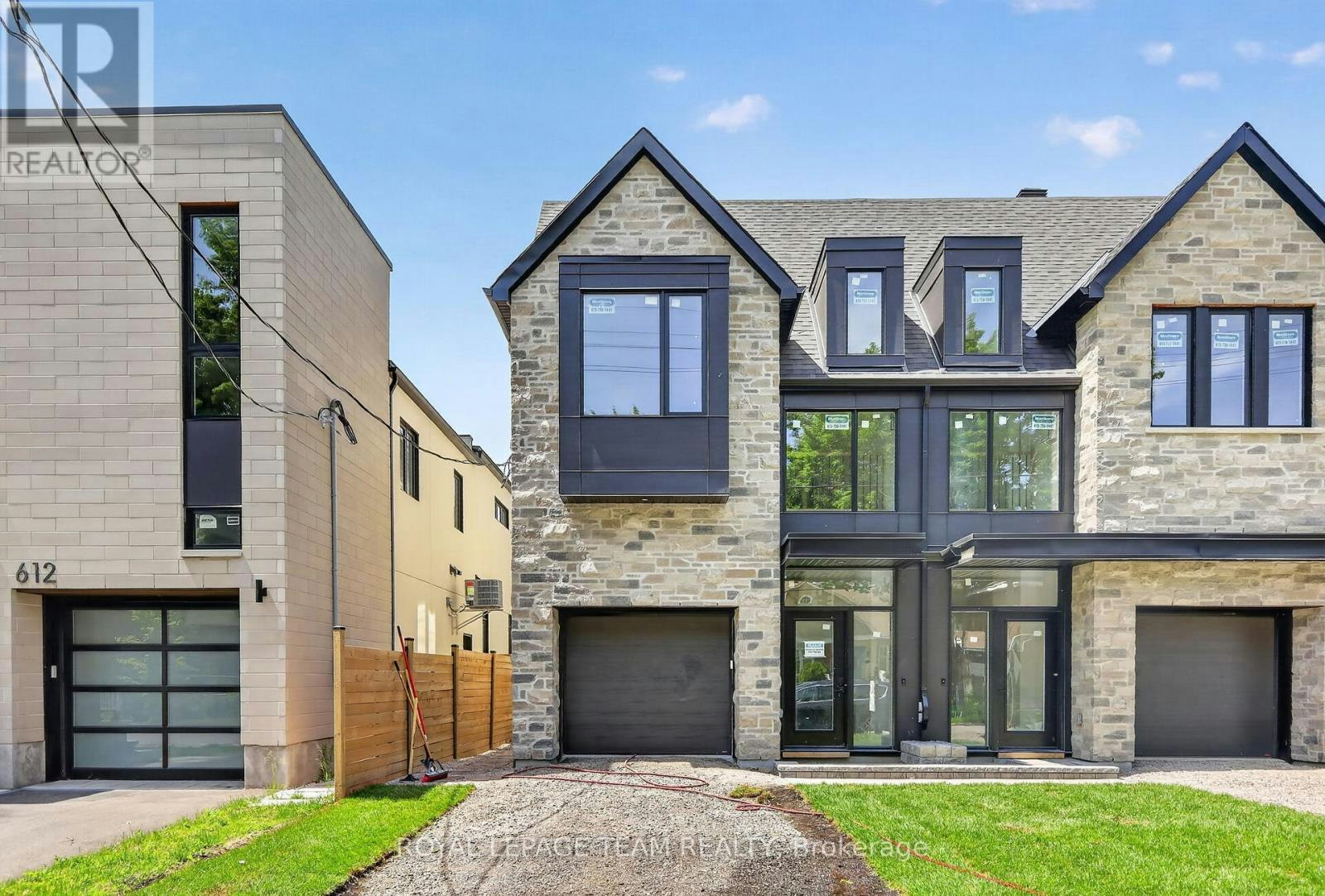 B-608 Tweedsmuir Avenue, Ottawa, ON, K1Z 5P3