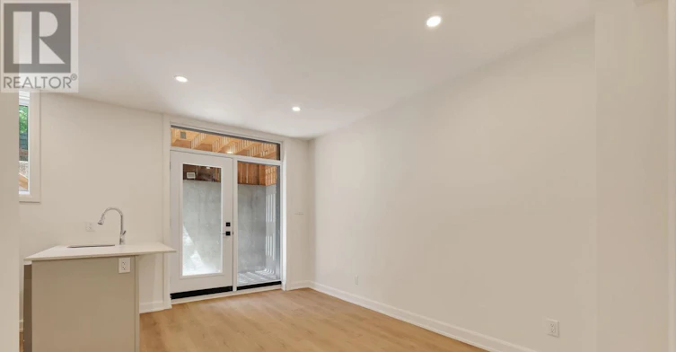 B-608 Tweedsmuir Avenue, Ottawa, ON, K1Z 5P3 - 9