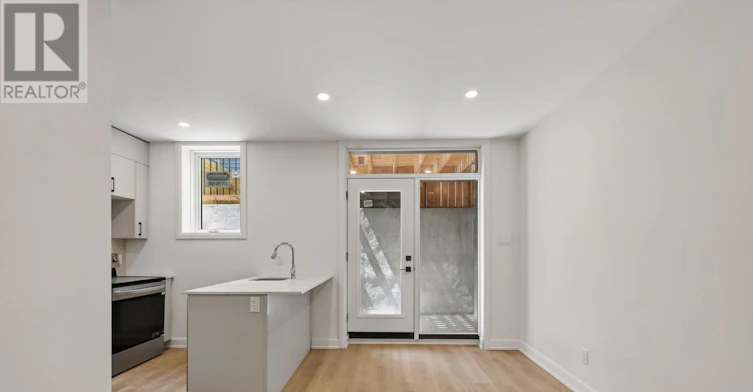 B-608 Tweedsmuir Avenue, Ottawa, ON, K1Z 5P3 - 4