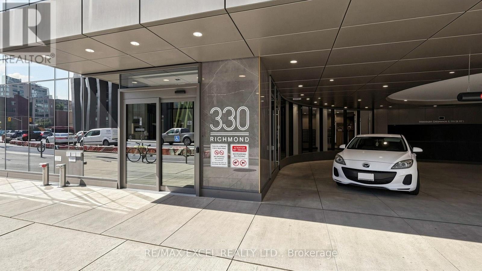1010-330 Richmond Street W, Toronto, ON, M5V 1X2