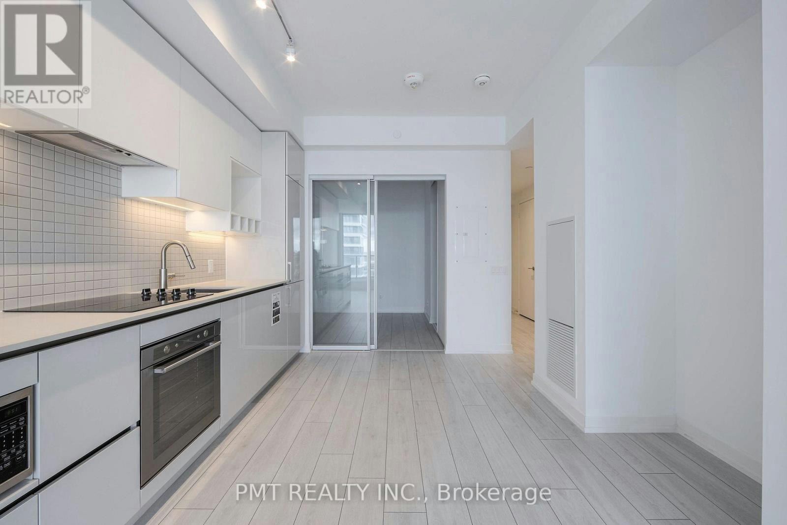 1706-898 Portage Parkway, Vaughan, ON, L4K 0J6 - 5