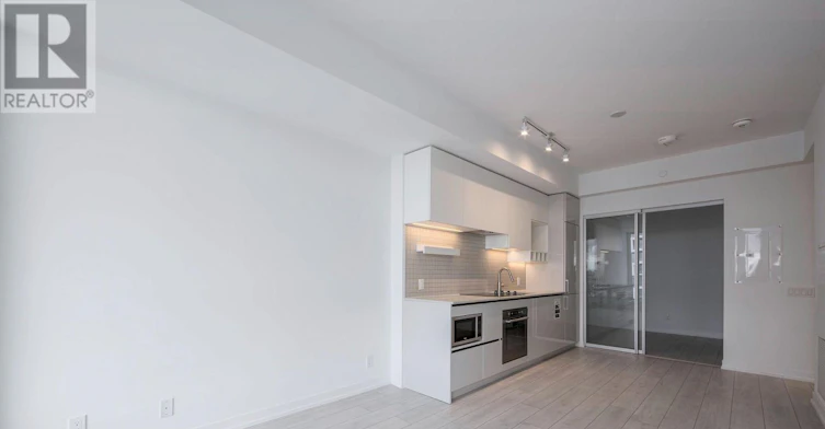 1706-898 Portage Parkway, Vaughan, ON, L4K 0J6 - 8
