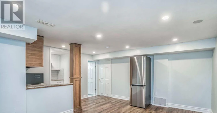 3614 Holden (Unit 1 Crescent, Mississauga, ON, L5A 2V8 - 7