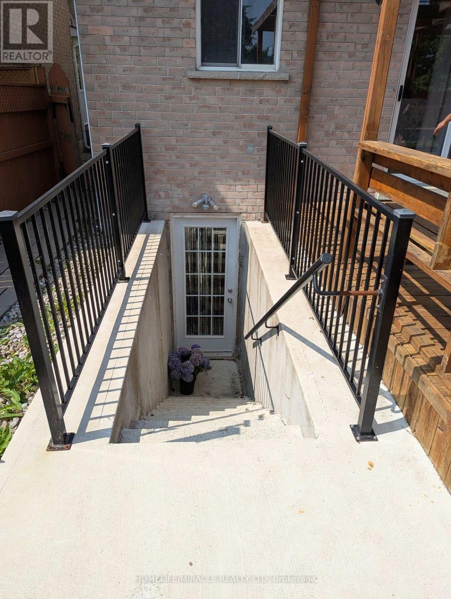 BASEMENT-1599 Samuelson Basement Circle, Mississauga, ON, L5N 7Z7 - 4