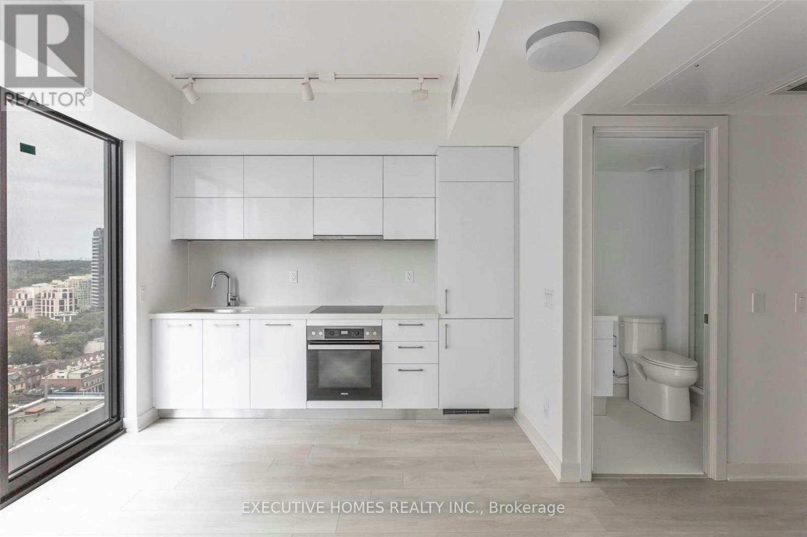 2201-188 Cumberland Street, Toronto, ON, M5R 0B6 - 4