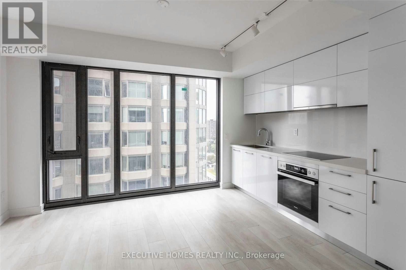 2201-188 Cumberland Street, Toronto, ON, M5R 0B6 - 3