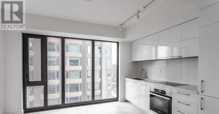 2201-188 Cumberland Street, Toronto, ON, M5R 0B6 - 3
