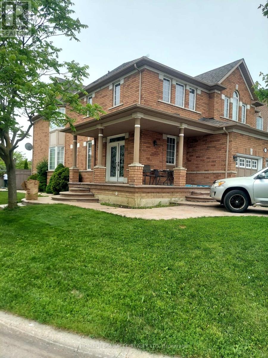 21 Mario Street, Brampton, ON, L6P 1N1