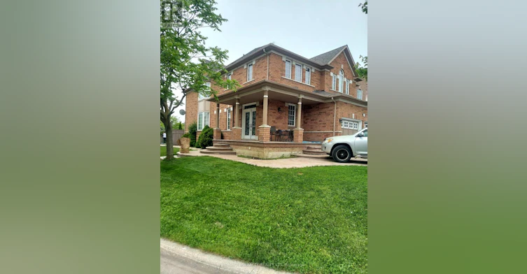 21 Mario Street, Brampton, ON, L6P 1N1