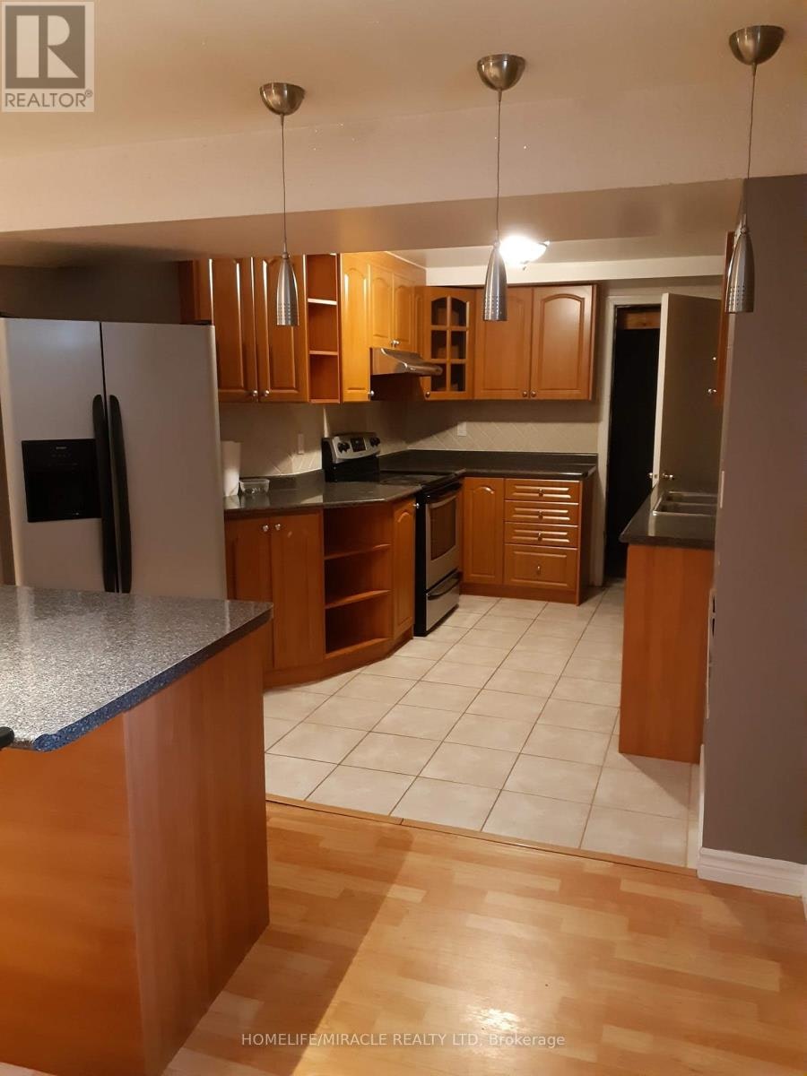 21 Mario Street, Brampton, ON, L6P 1N1 - 4