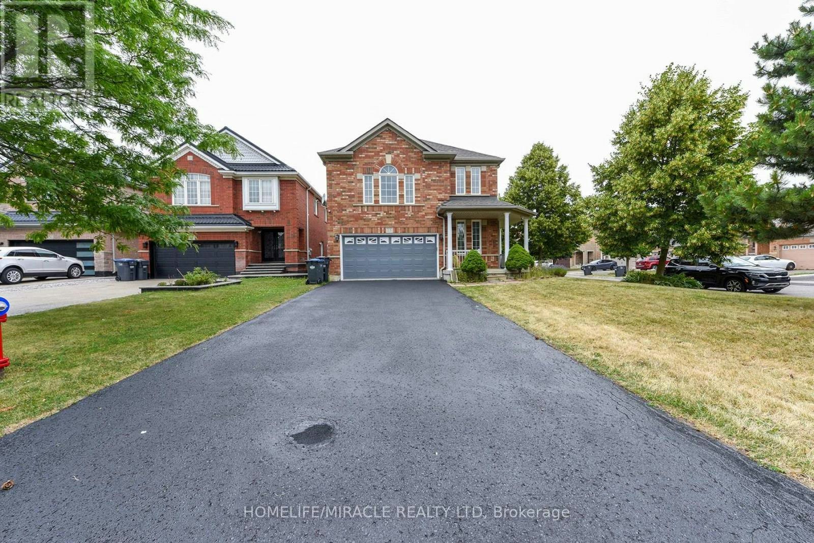 25 Blackcherry Lane, Brampton, ON, L6R 2Y5