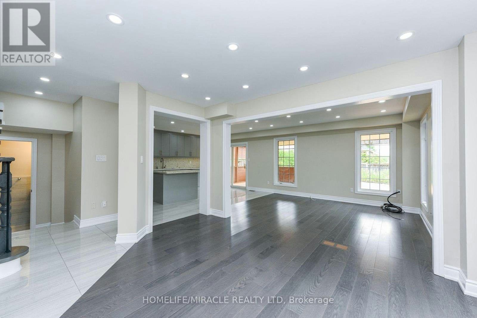 25 Blackcherry Lane, Brampton, ON, L6R 2Y5 - 8