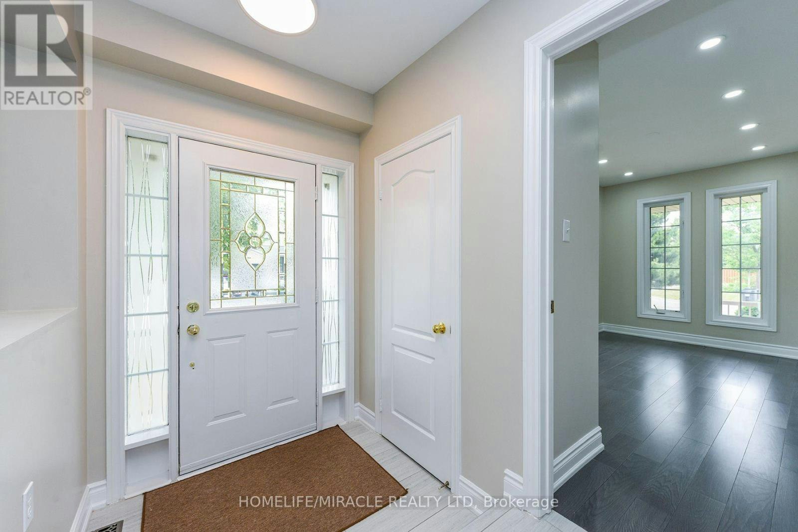 25 Blackcherry Lane, Brampton, ON, L6R 2Y5 - 4
