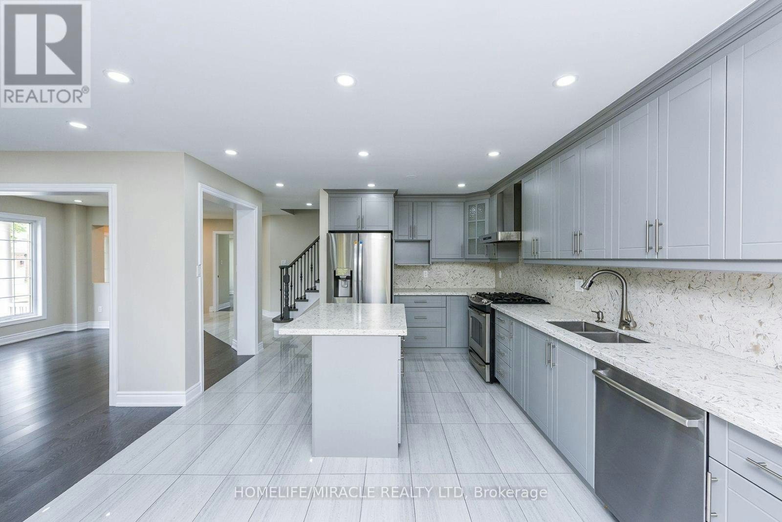 25 Blackcherry Lane, Brampton, ON, L6R 2Y5 - 12