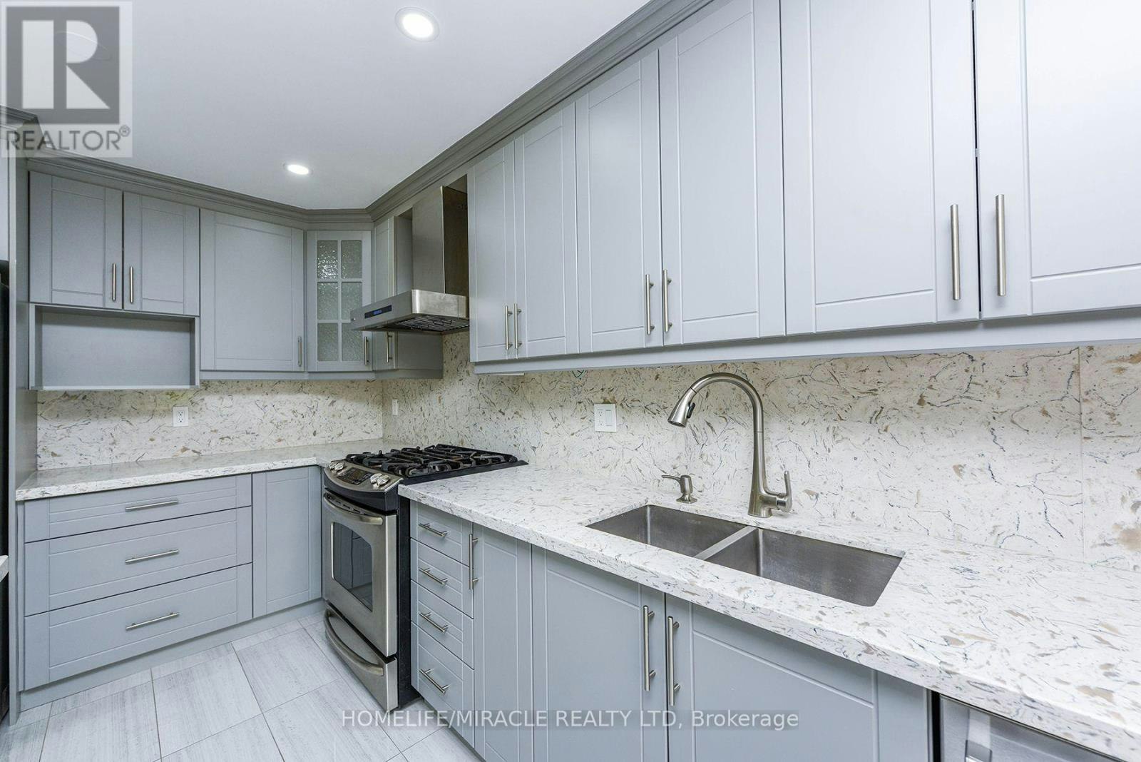 25 Blackcherry Lane, Brampton, ON, L6R 2Y5 - 13
