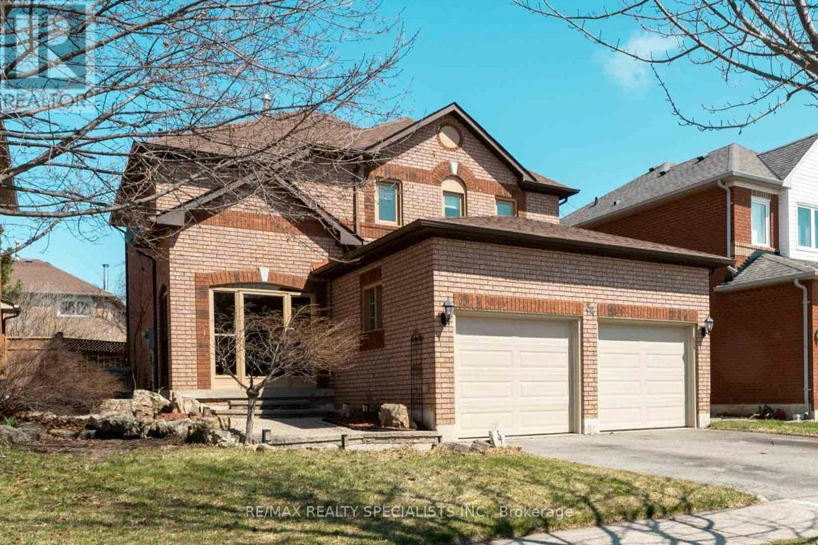 34 Killaloe Crescent, Halton Hills, ON, L7G 5N2