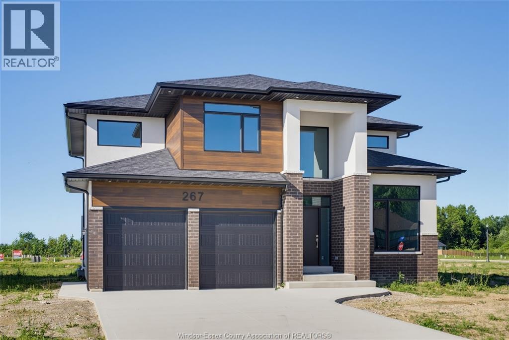 267 Joan Flood, Essex, ON, N8M 3E9