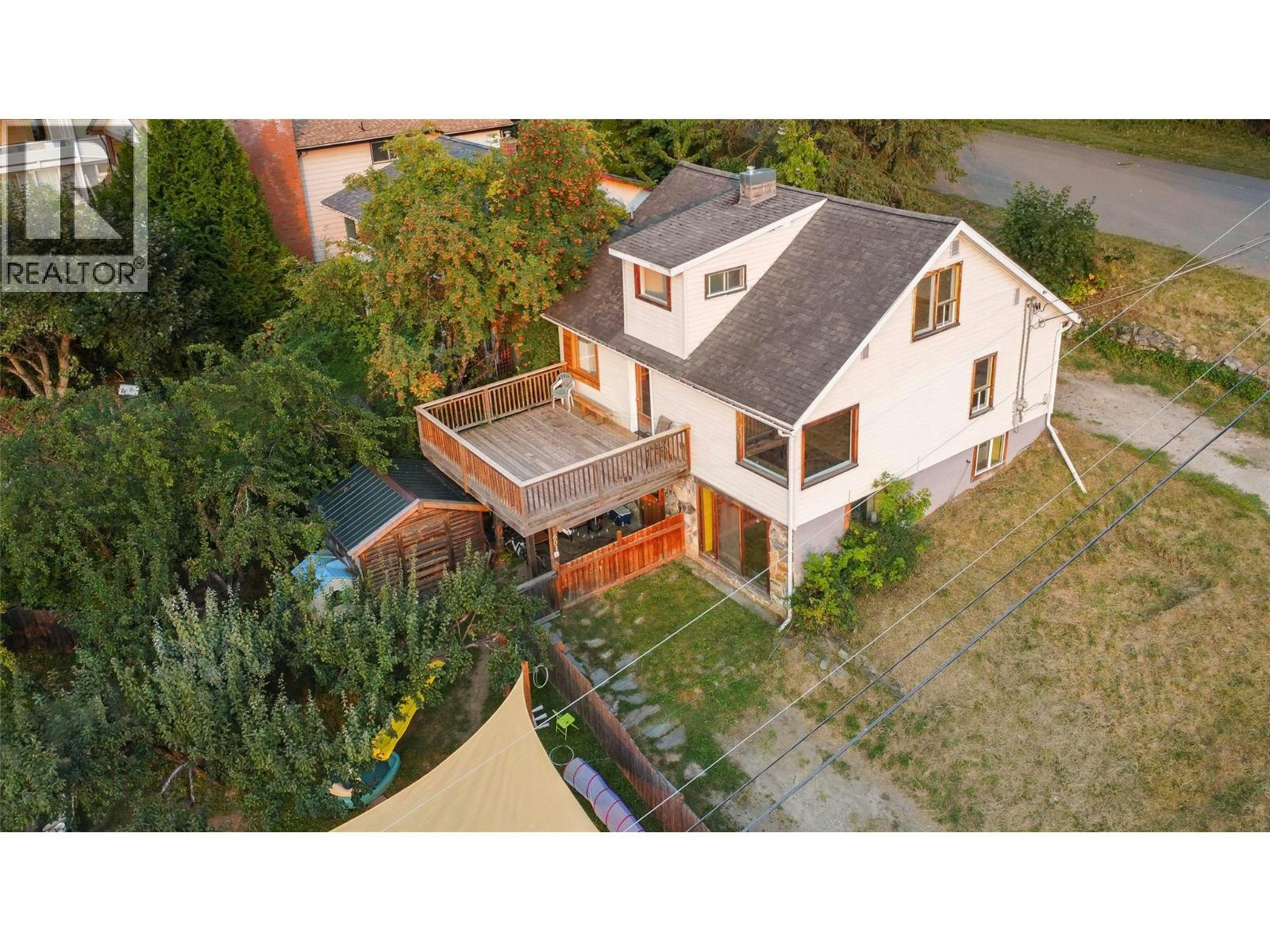 601 Richards Street, Nelson, BC, V1L 5K4
