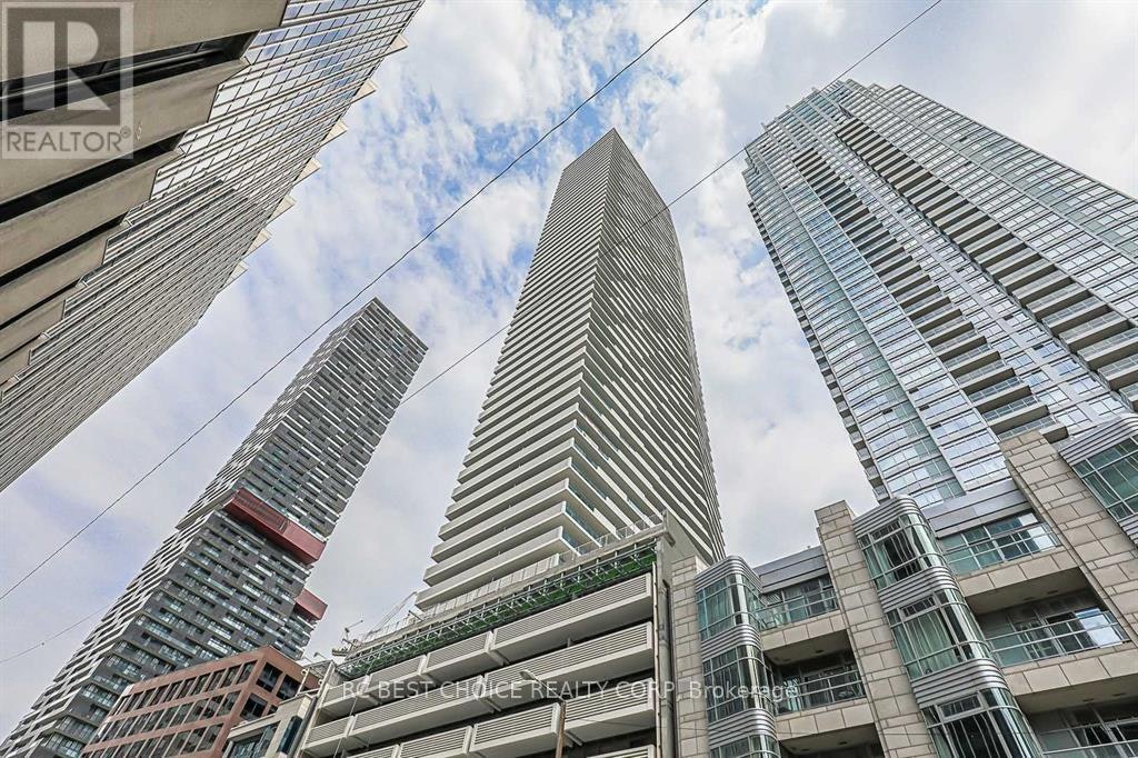 1803-2221 Yonge Street, Toronto, ON, M4S 0B8
