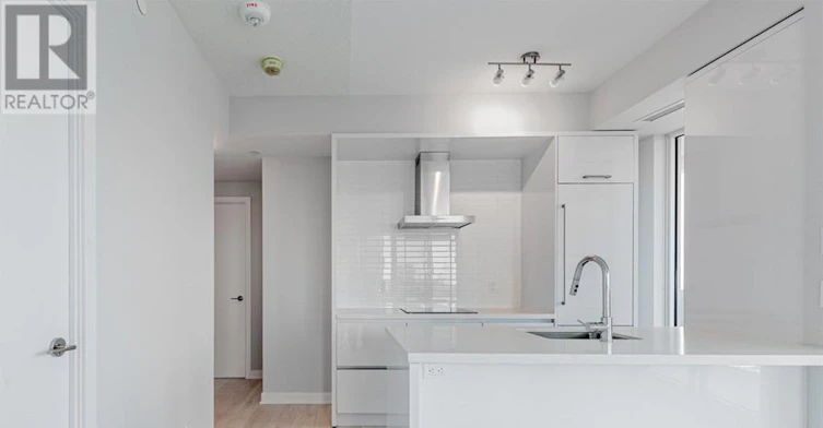 1803-2221 Yonge Street, Toronto, ON, M4S 0B8 - 5