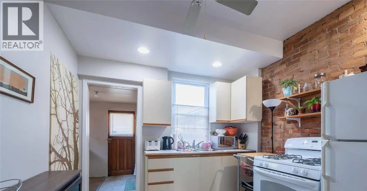 MAIN-1064 Monmouth, Windsor, ON, N8Y 3L7 - 7