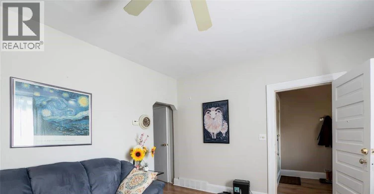 MAIN-1064 Monmouth, Windsor, ON, N8Y 3L7 - 6