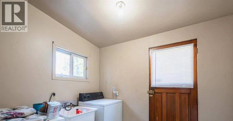 MAIN-1064 Monmouth, Windsor, ON, N8Y 3L7 - 9