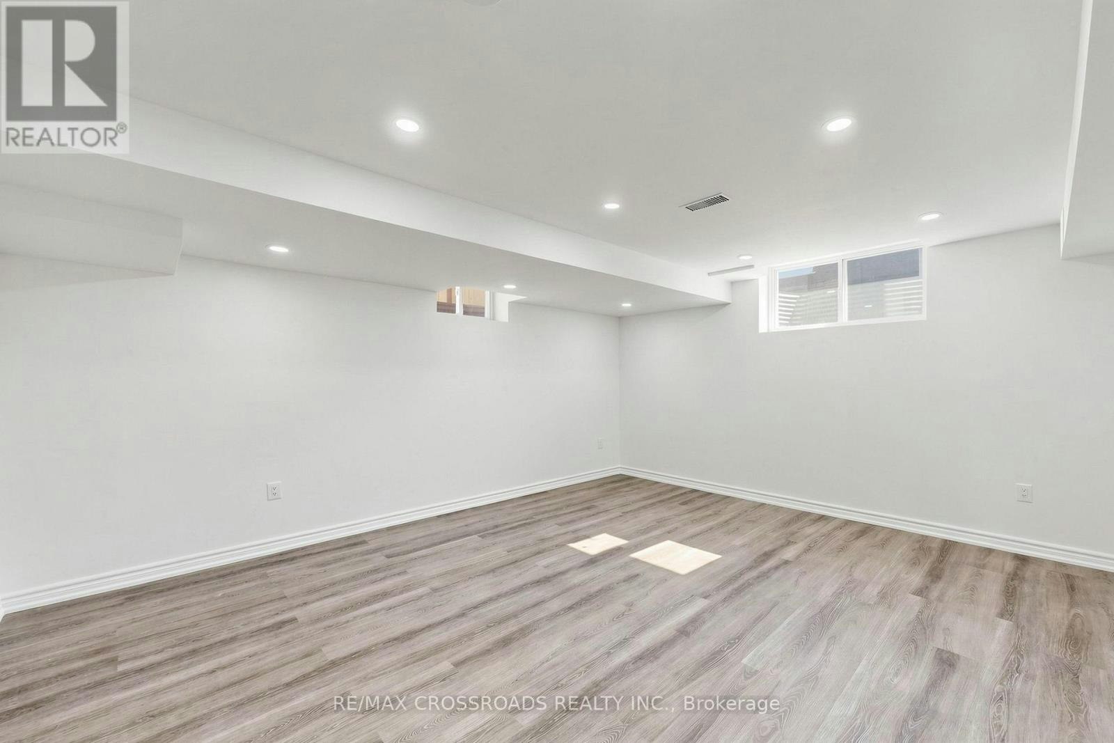 2385 Dress Circle Crescent, Oshawa, ON, L1L 0L8