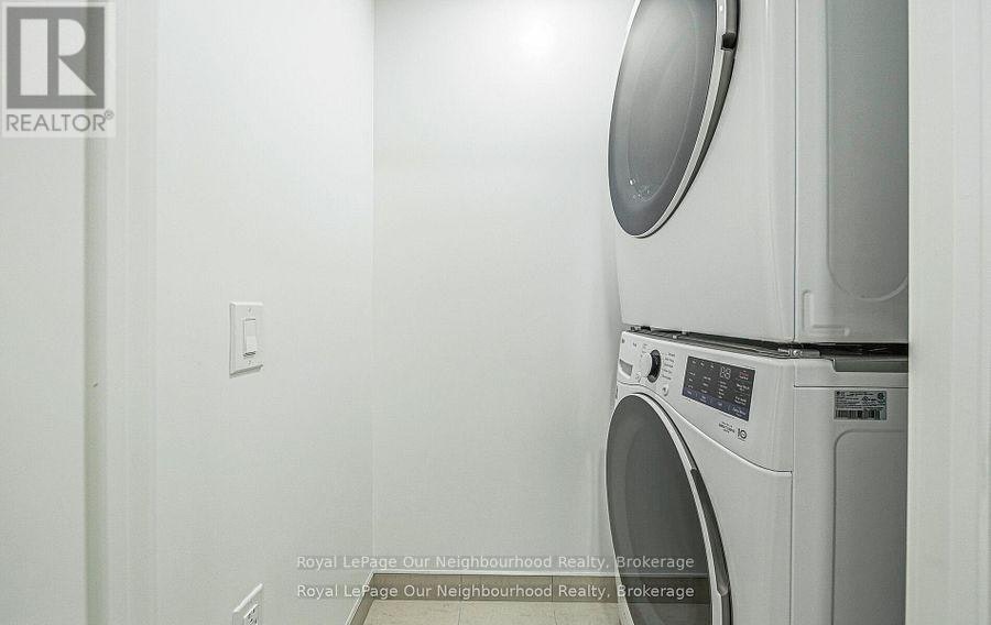 412-395 Square One Drive W, Mississauga, ON, L5B 0P6 - 14