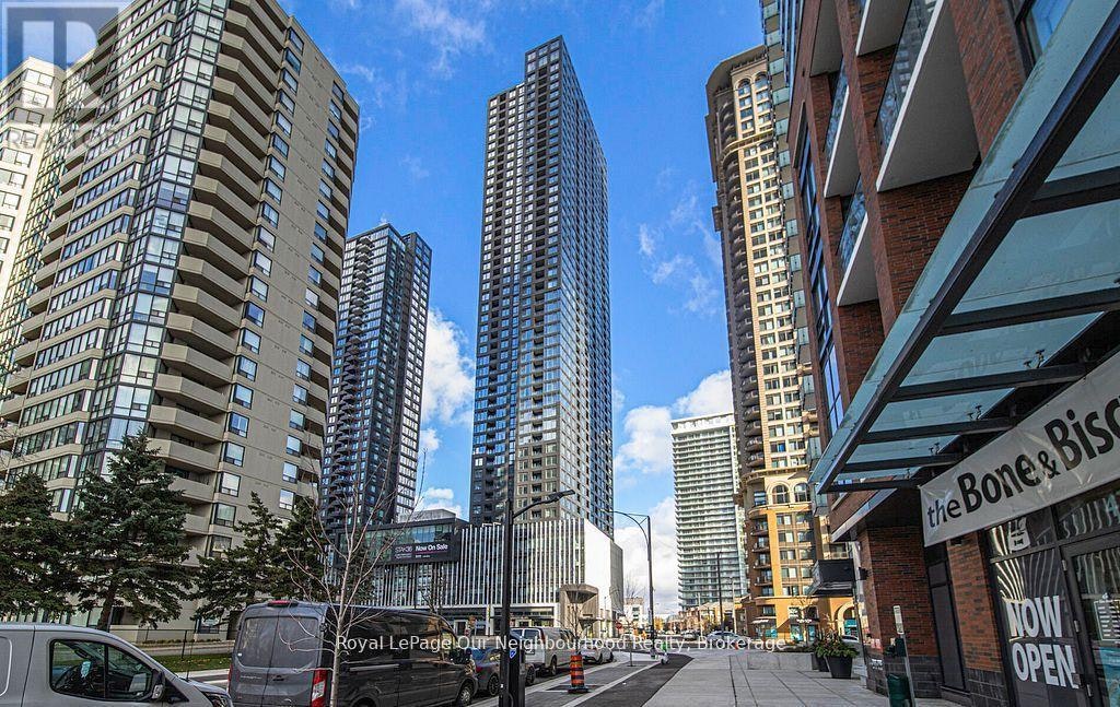 412-395 Square One Drive W, Mississauga, ON, L5B 0P6 - 2