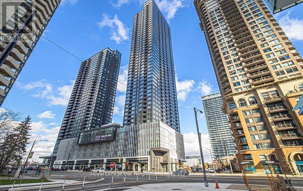 412-395 Square One Drive W, Mississauga, ON, L5B 0P6