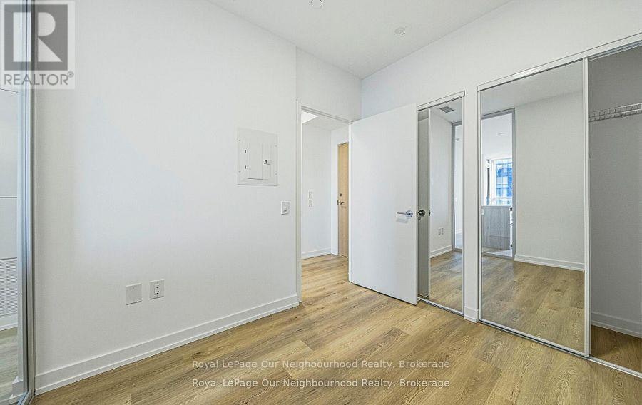 412-395 Square One Drive W, Mississauga, ON, L5B 0P6 - 9