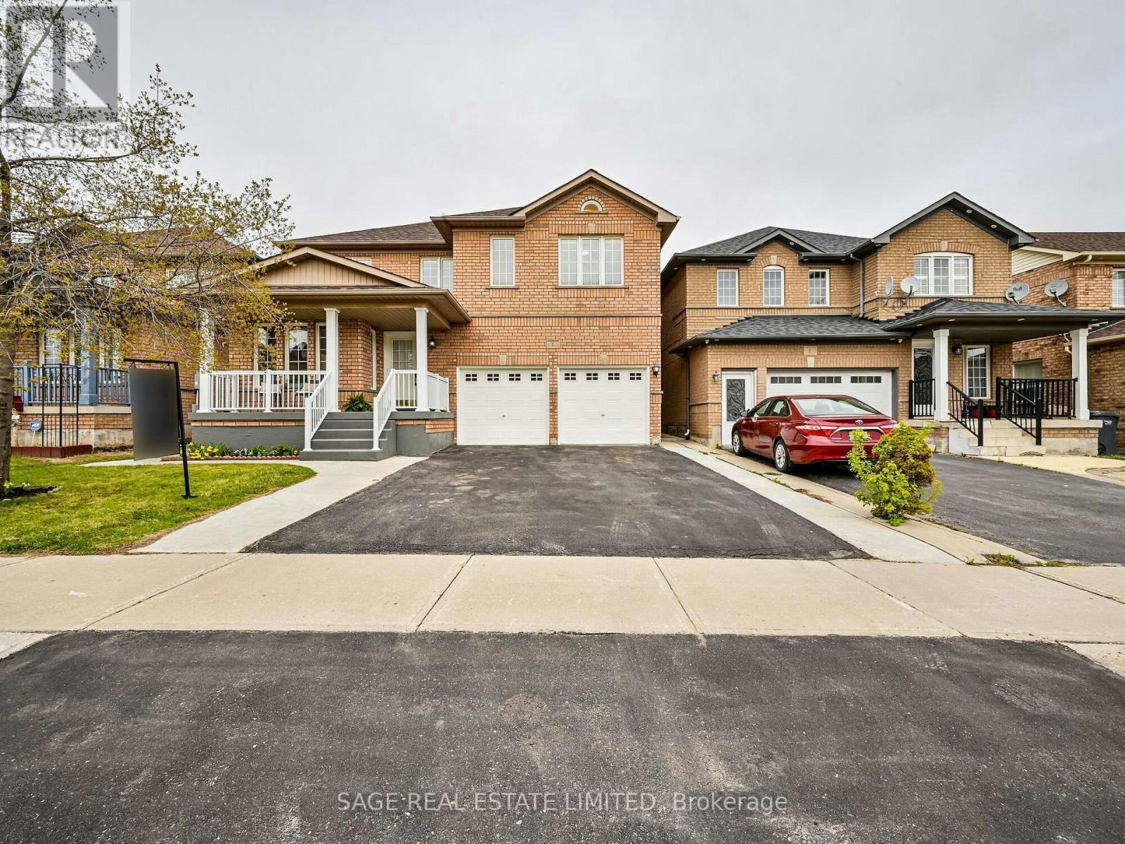 6 Fairhill Avenue, Brampton, ON, L7A 2A9