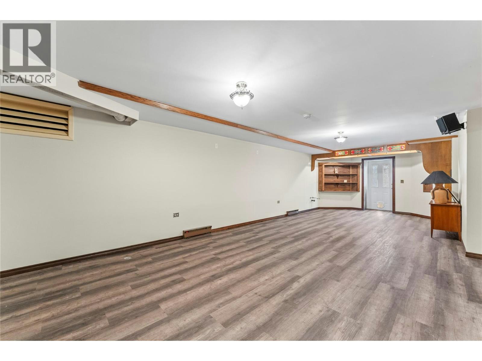 4345 June Springs Road, Kelowna, BC, V1W 4C8 - 51