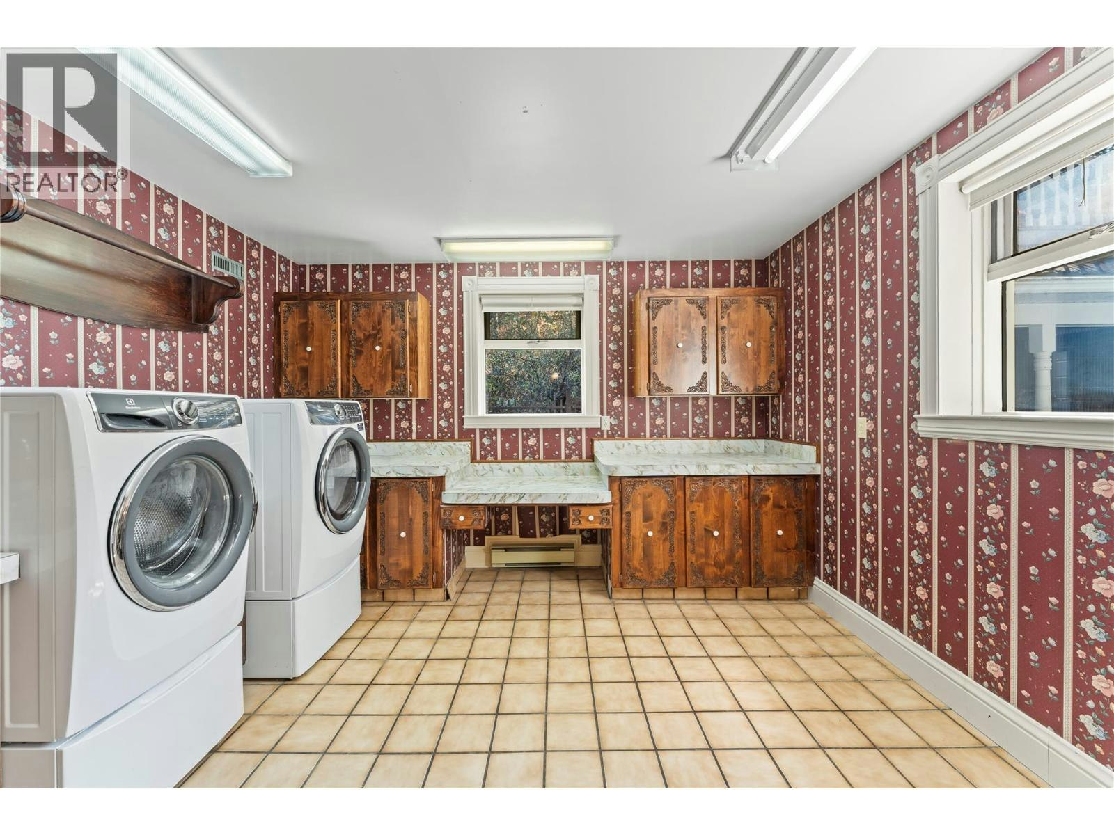 4345 June Springs Road, Kelowna, BC, V1W 4C8 - 28