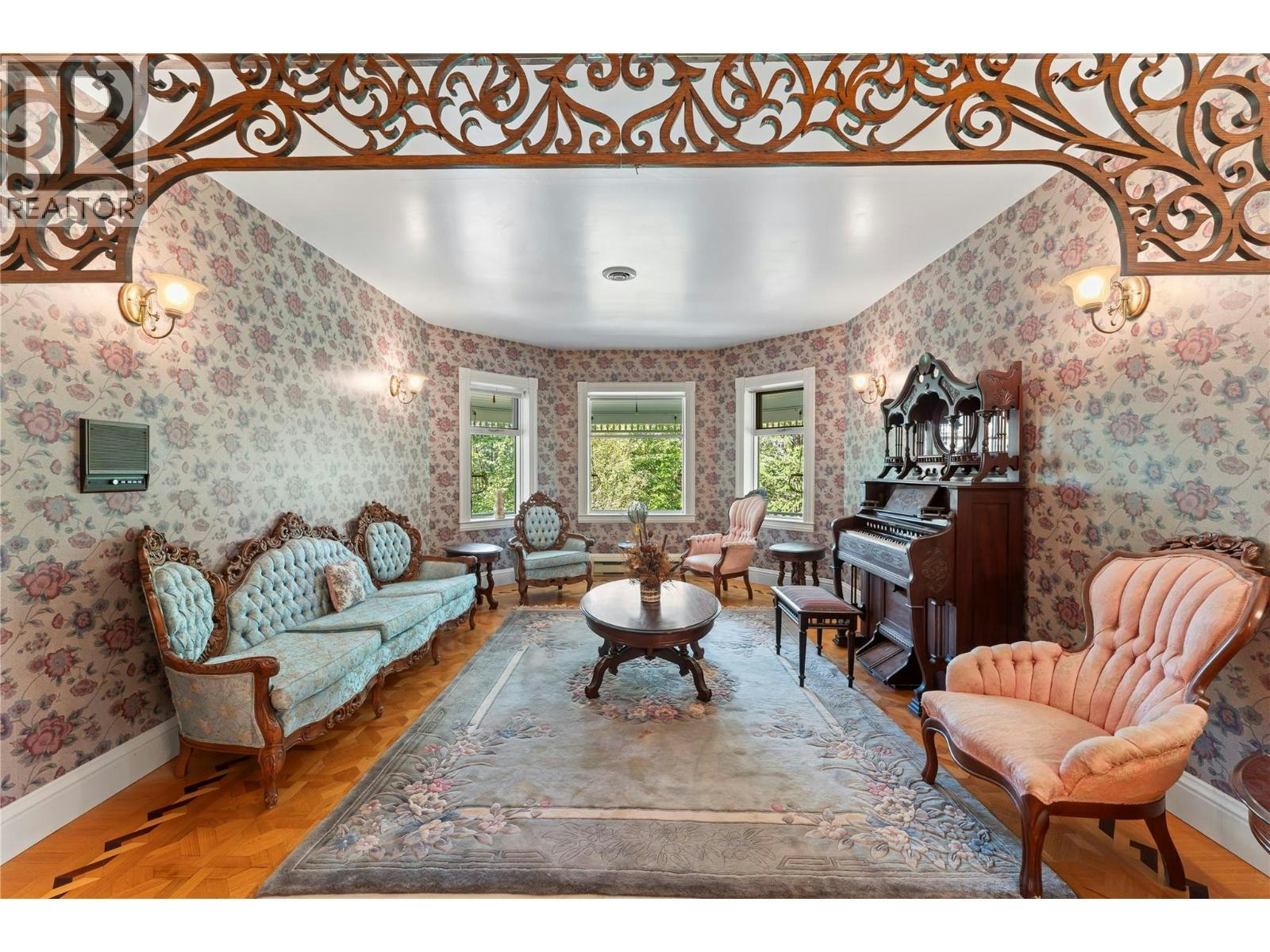 4345 June Springs Road, Kelowna, BC, V1W 4C8 - 7