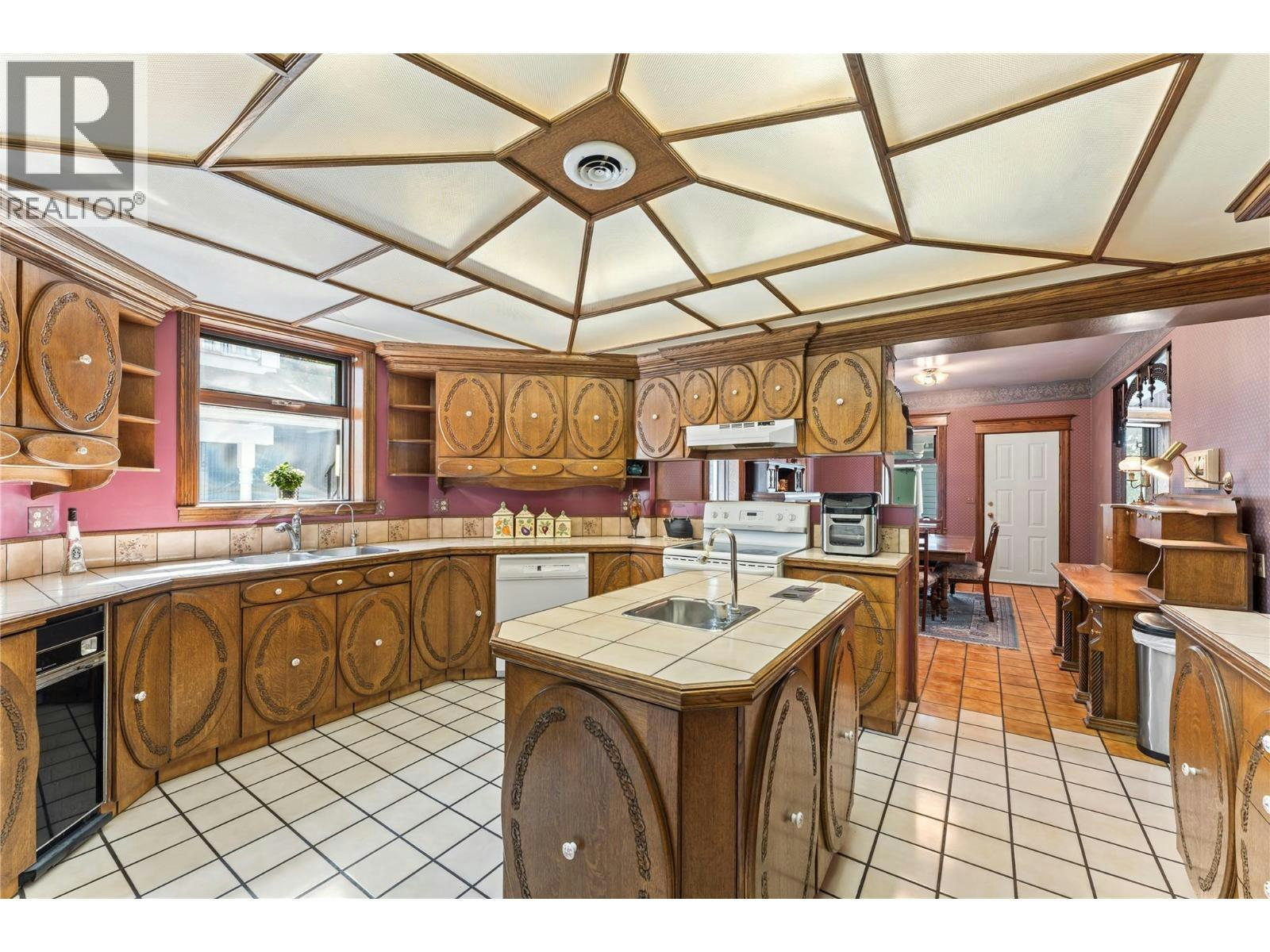 4345 June Springs Road, Kelowna, BC, V1W 4C8 - 13