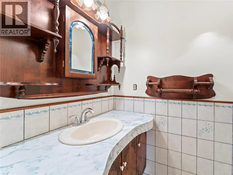 4345 June Springs Road, Kelowna, BC, V1W 4C8 - 37