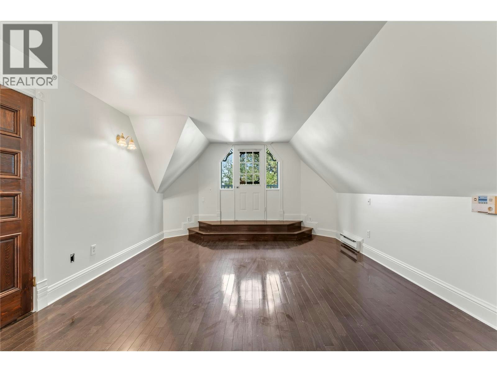 4345 June Springs Road, Kelowna, BC, V1W 4C8 - 32