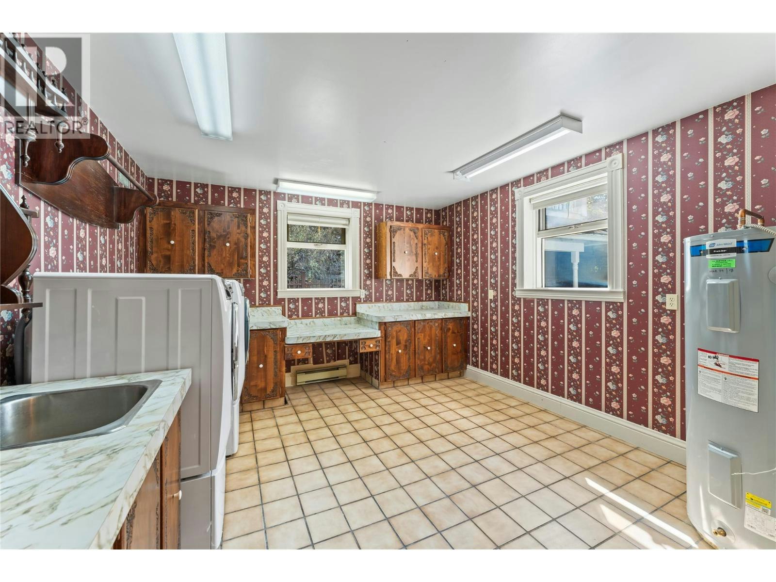 4345 June Springs Road, Kelowna, BC, V1W 4C8 - 29