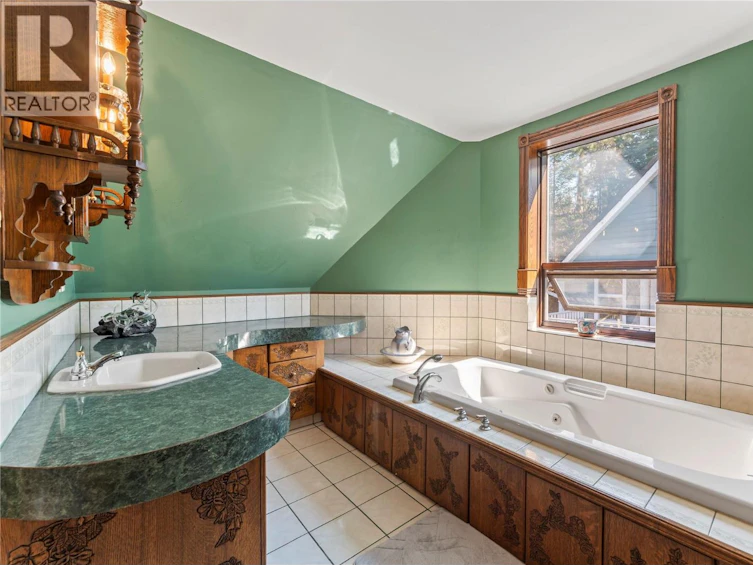 4345 June Springs Road, Kelowna, BC, V1W 4C8 - 42